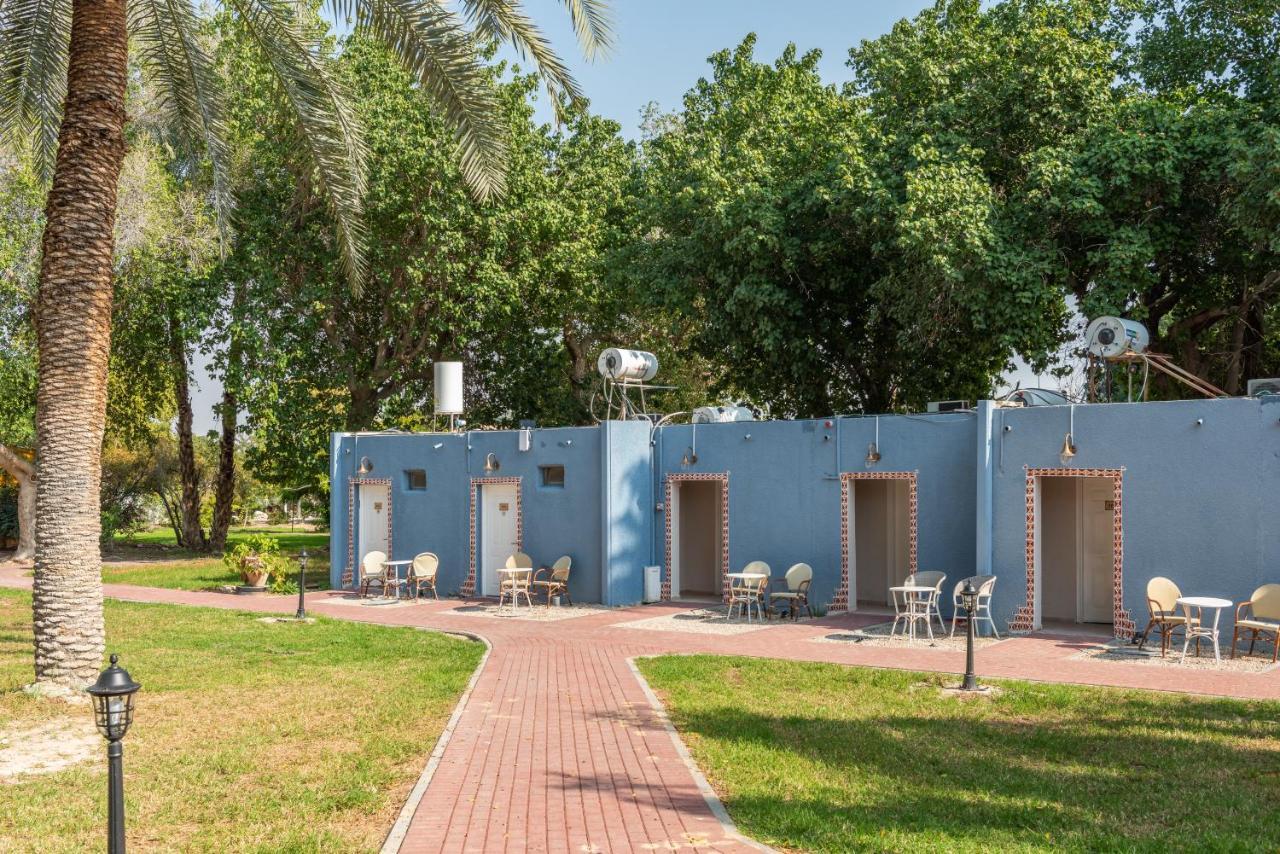 Selina Mantur Almog Dead Sea Hotel Exterior photo